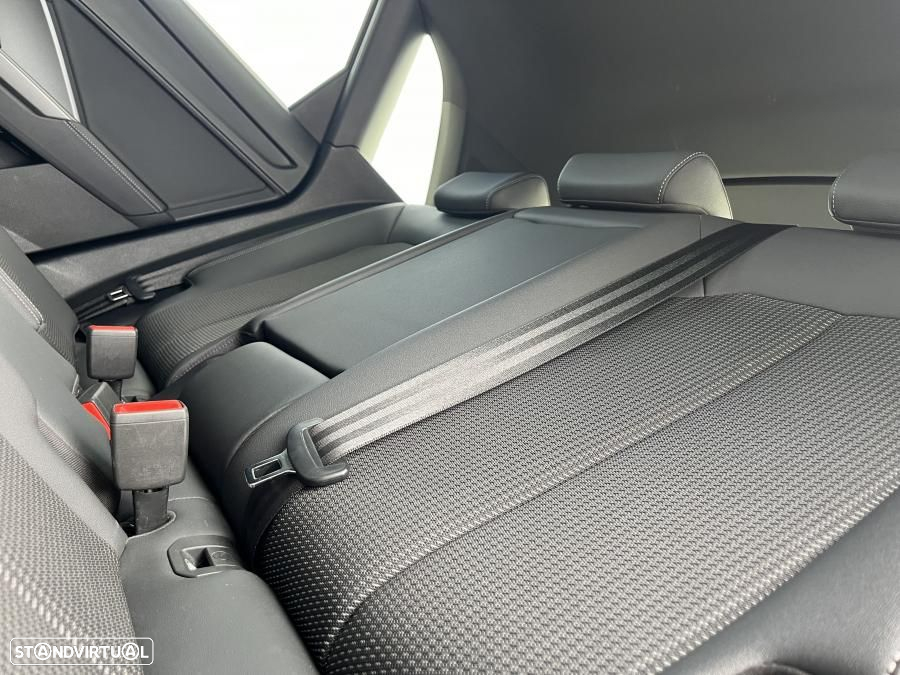 Audi Q3 45 TFSIe S line S tronic - 8