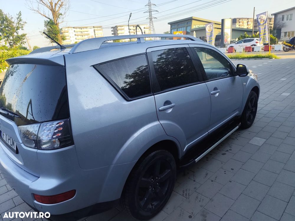 Mitsubishi Outlander 2.0 DI-D Instyle+ - 22