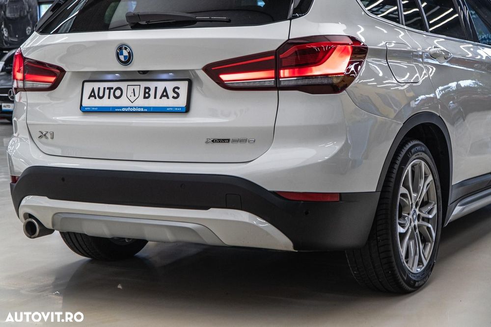 BMW X1 xDrive25e Sport Line - 14