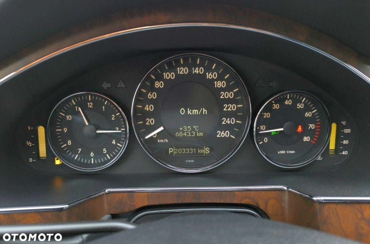 Mercedes-Benz CLS - 19