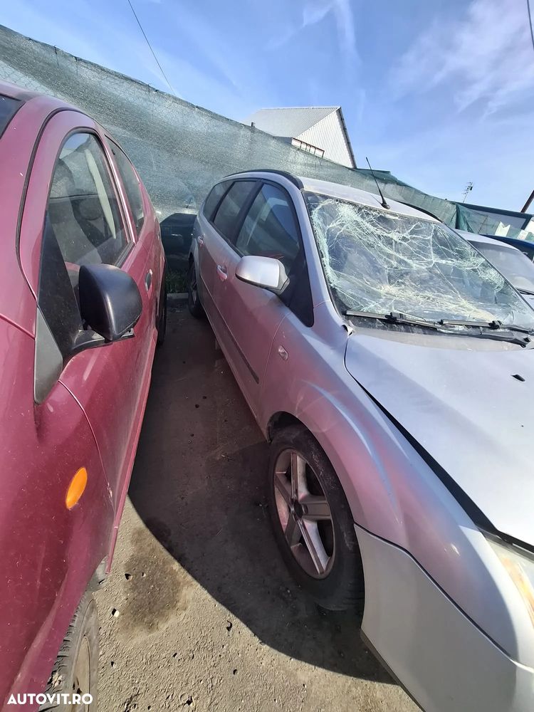 Dezmembrez Ford Focus 1.6 Tdci - 6