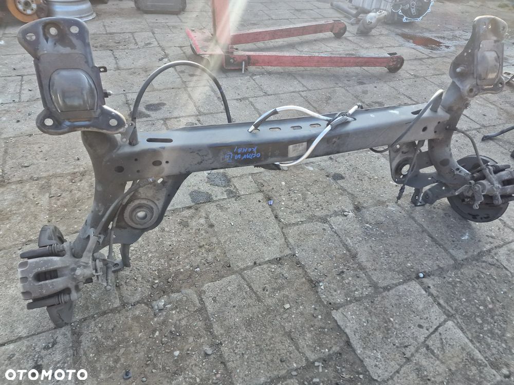 Belka tył skoda  octavia  III  golf  VII  Leon  III   5Q0 501 049 BF - 4