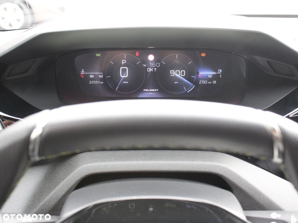 Peugeot 308 - 8