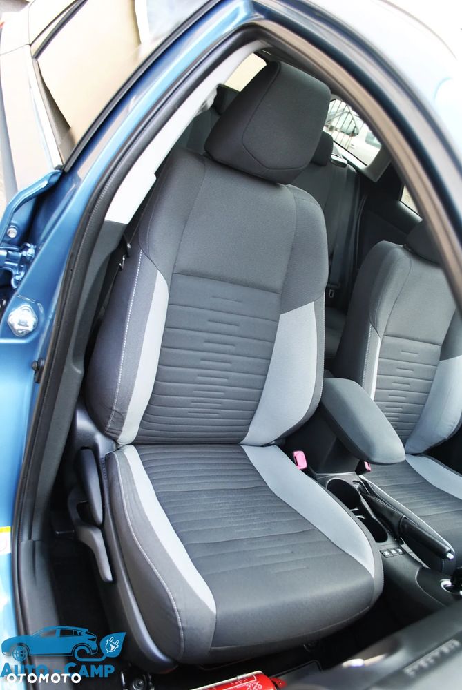 Toyota Auris - 18