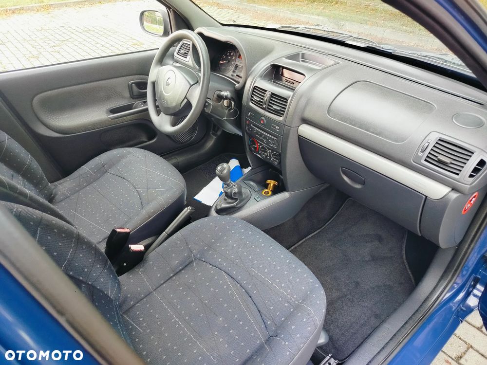 Renault Clio 1.2 16V Expression - 14