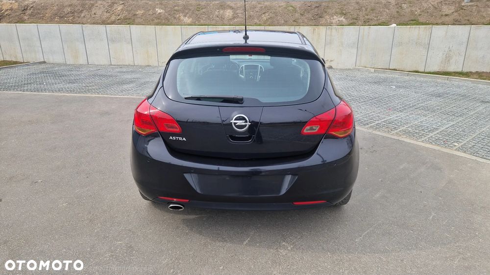 Opel Astra 1.4 T Cosmo - 5