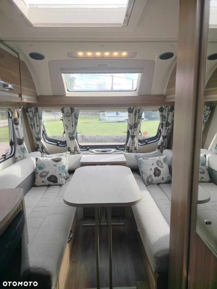 SWIFT Challenger 590 - 18