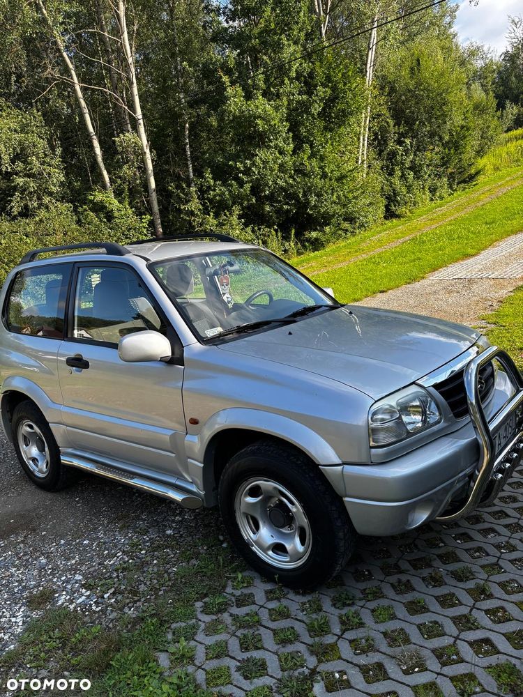 Suzuki Grand Vitara 1.6 - 8