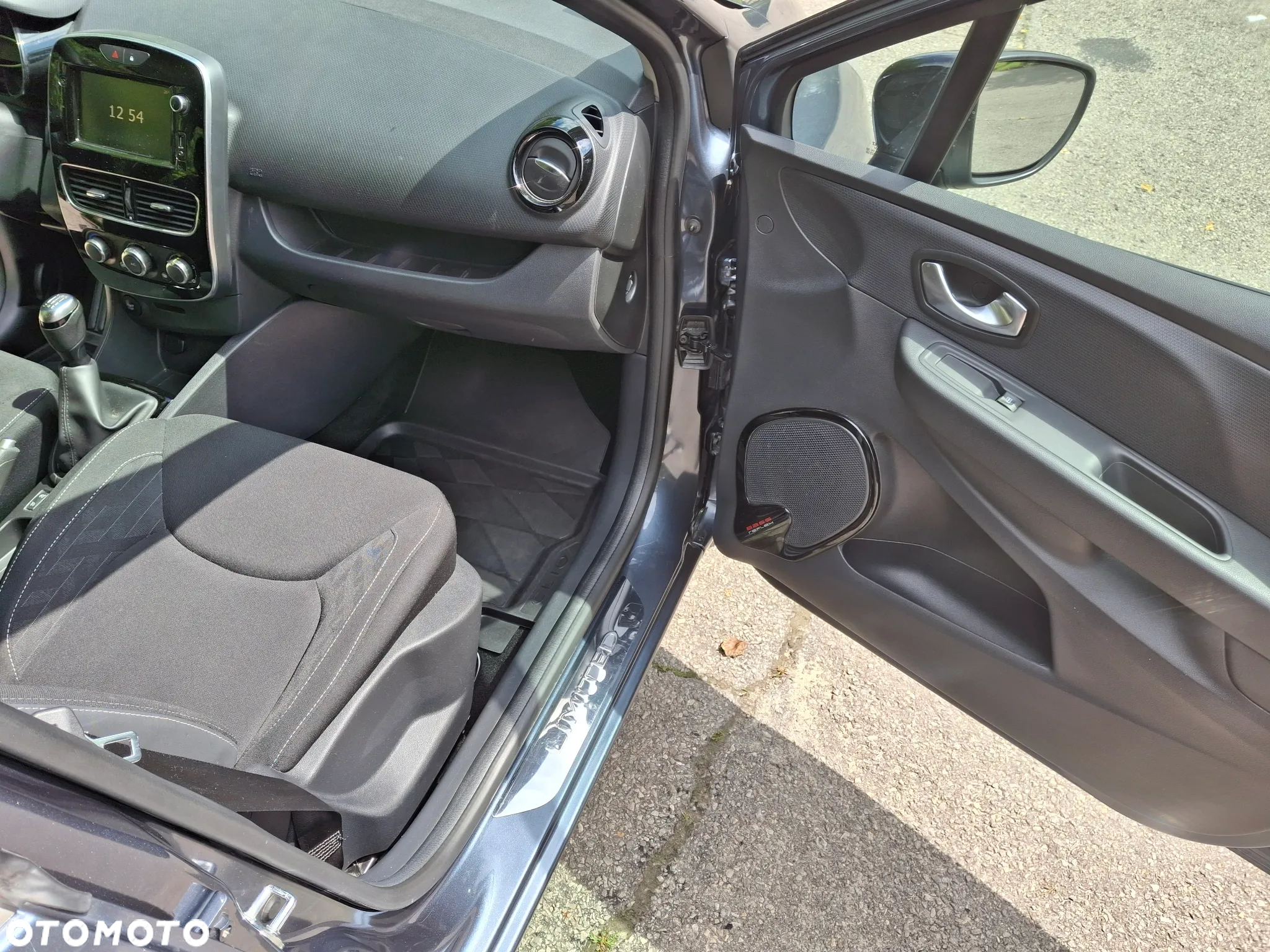 Renault Clio 0.9 Energy TCe Limited - 29