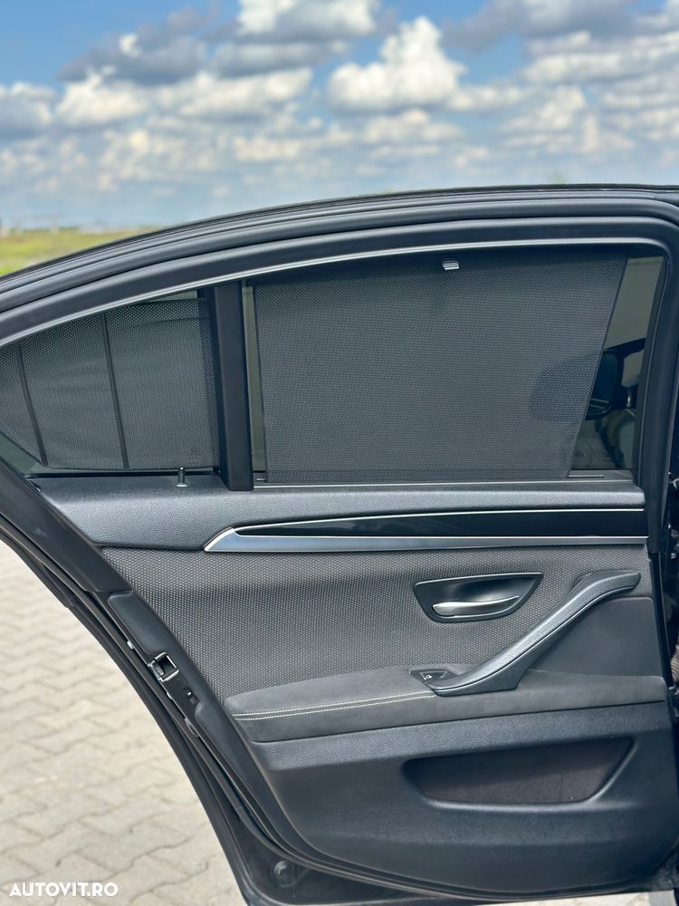 BMW Seria 5 530d - 13