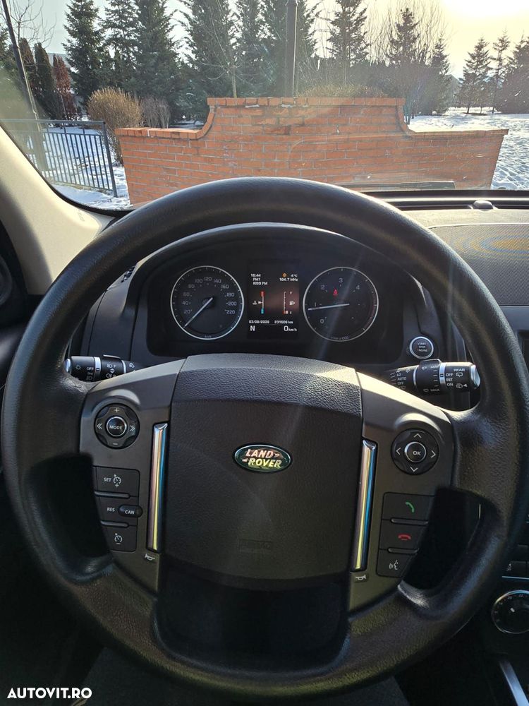 Land Rover Freelander 2.2 SD4 SE - 23