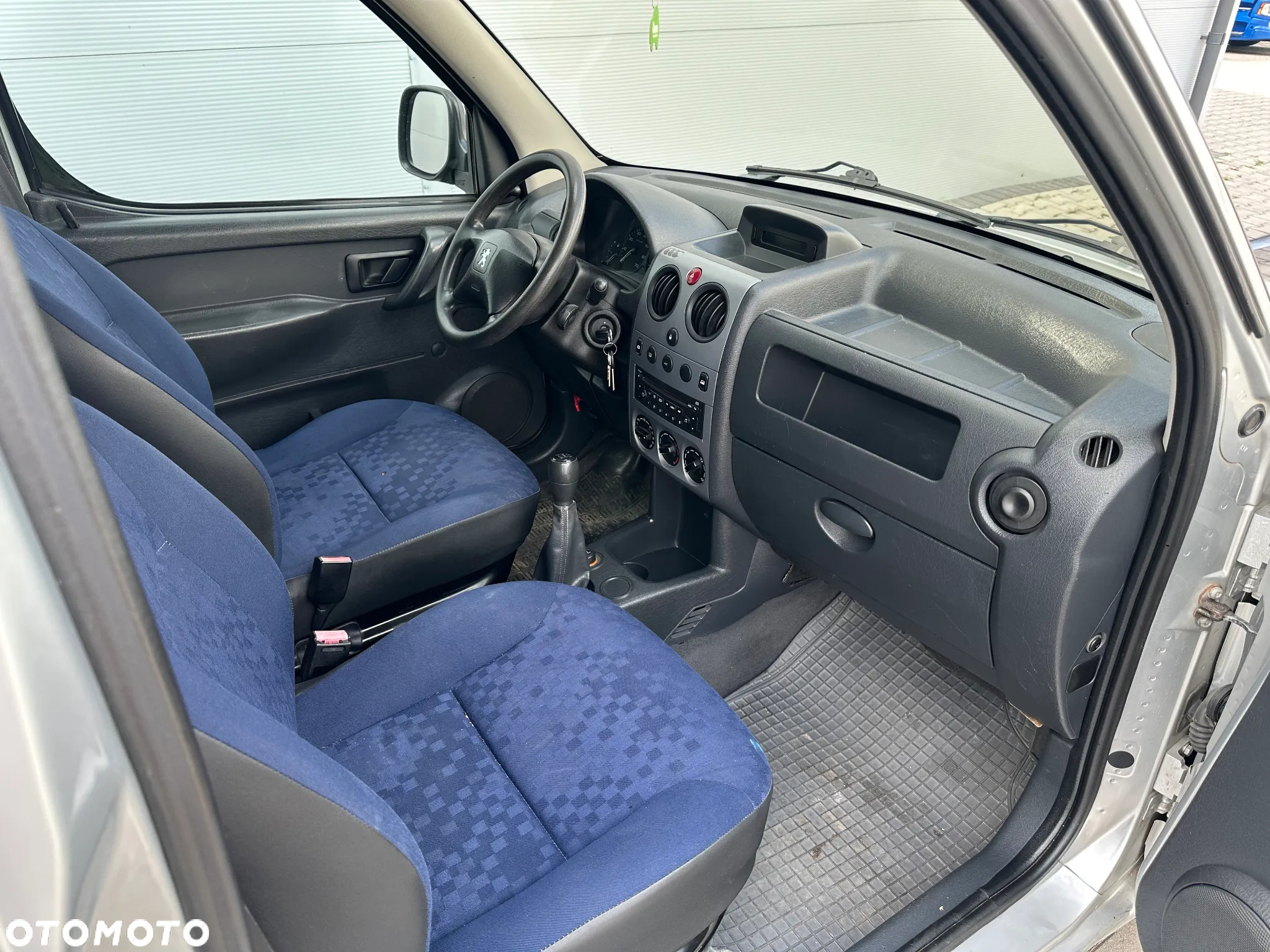 Peugeot PARTNER - 11