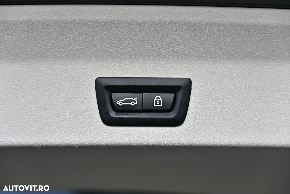 BMW X3 xDrive20d AT Luxury Line - 23
