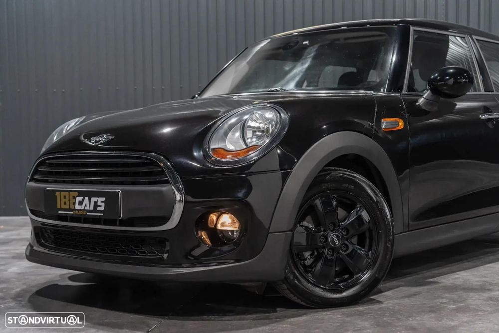 MINI 5 Portas One D - 35