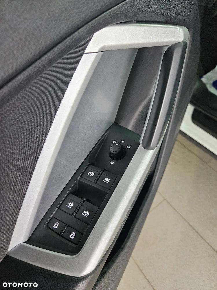 Audi Q3 35 TFSI S tronic - 10