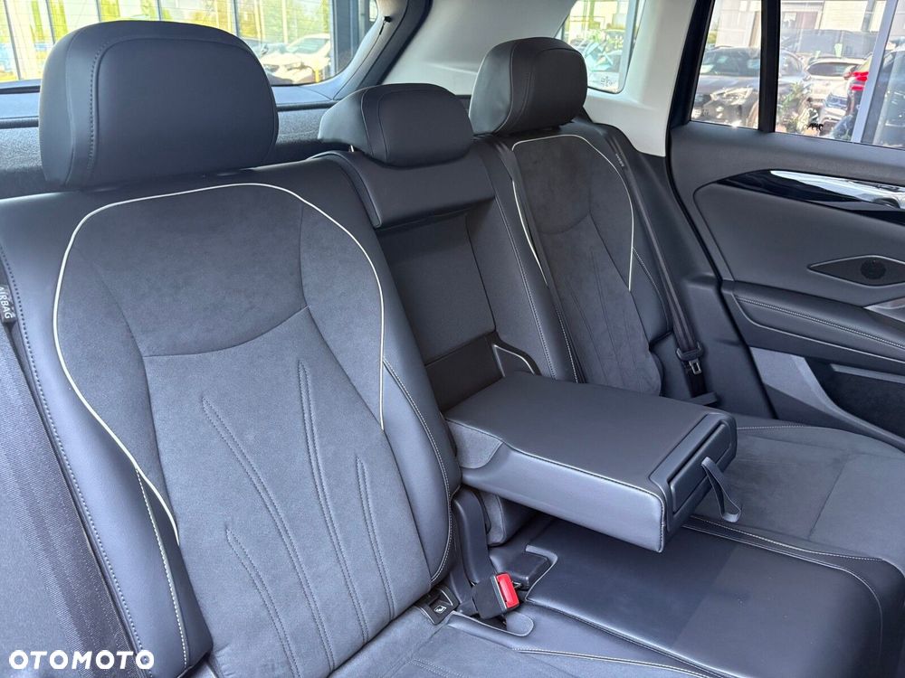 Volkswagen Tiguan 1.5 eTSI Elegance DSG - 16