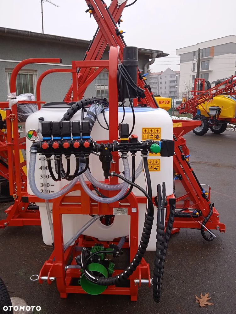 Jar-met Opryskiwacz zawieszany P128/8 BIANCO LINE - 3