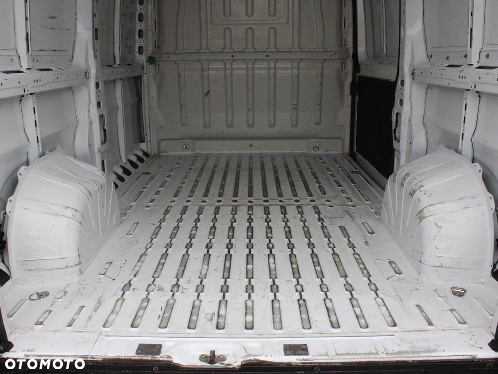 Opel Movano - 12