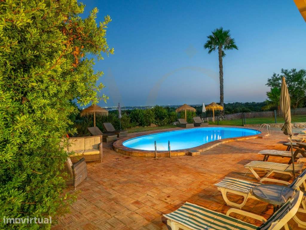 Quinta com Moradia T7+1 com Piscina, Vista Mar, Picadeiro e espaços... - Grande imagem: 3/60