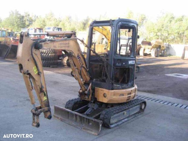 Miniexcavator case cx22b - piese de schimb second hand - 1