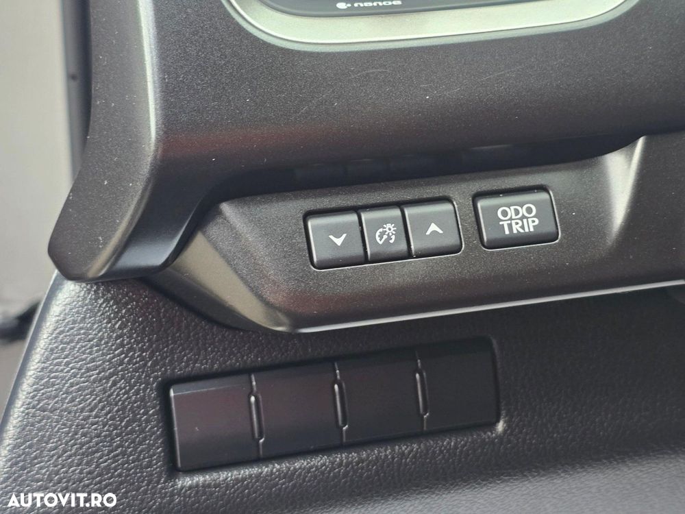 Lexus UX 250h Business Edition - 10