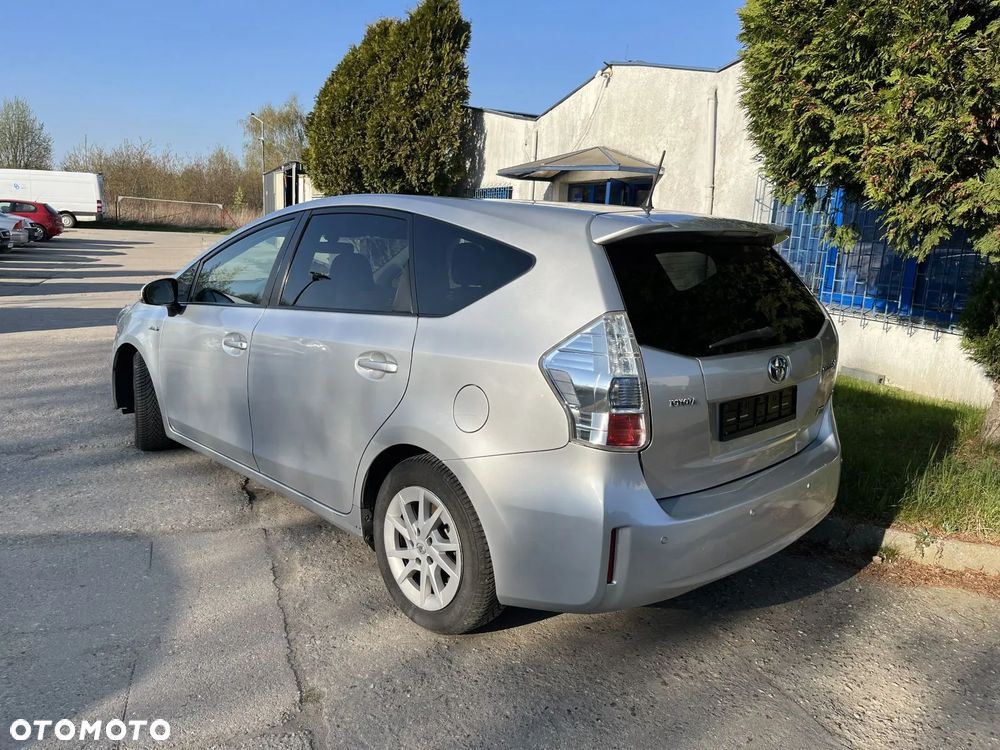 Toyota Prius+ (Hybrid) Comfort - 3