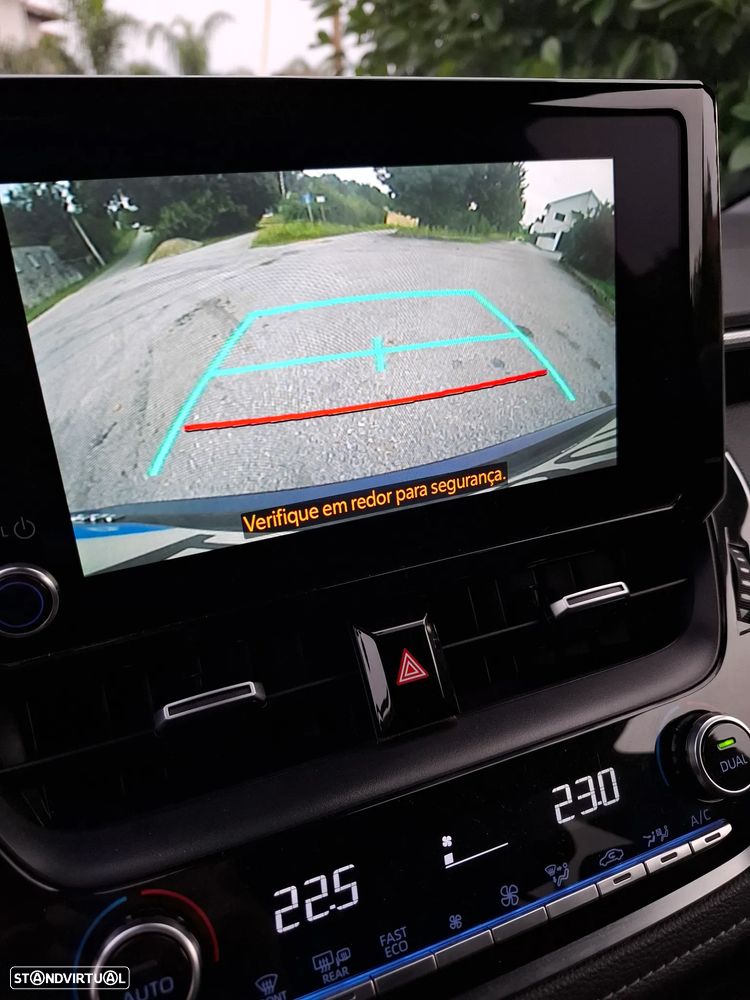 Toyota Corolla Touring Sports 1.8 Hybrid Comfort+P.Sport - 34