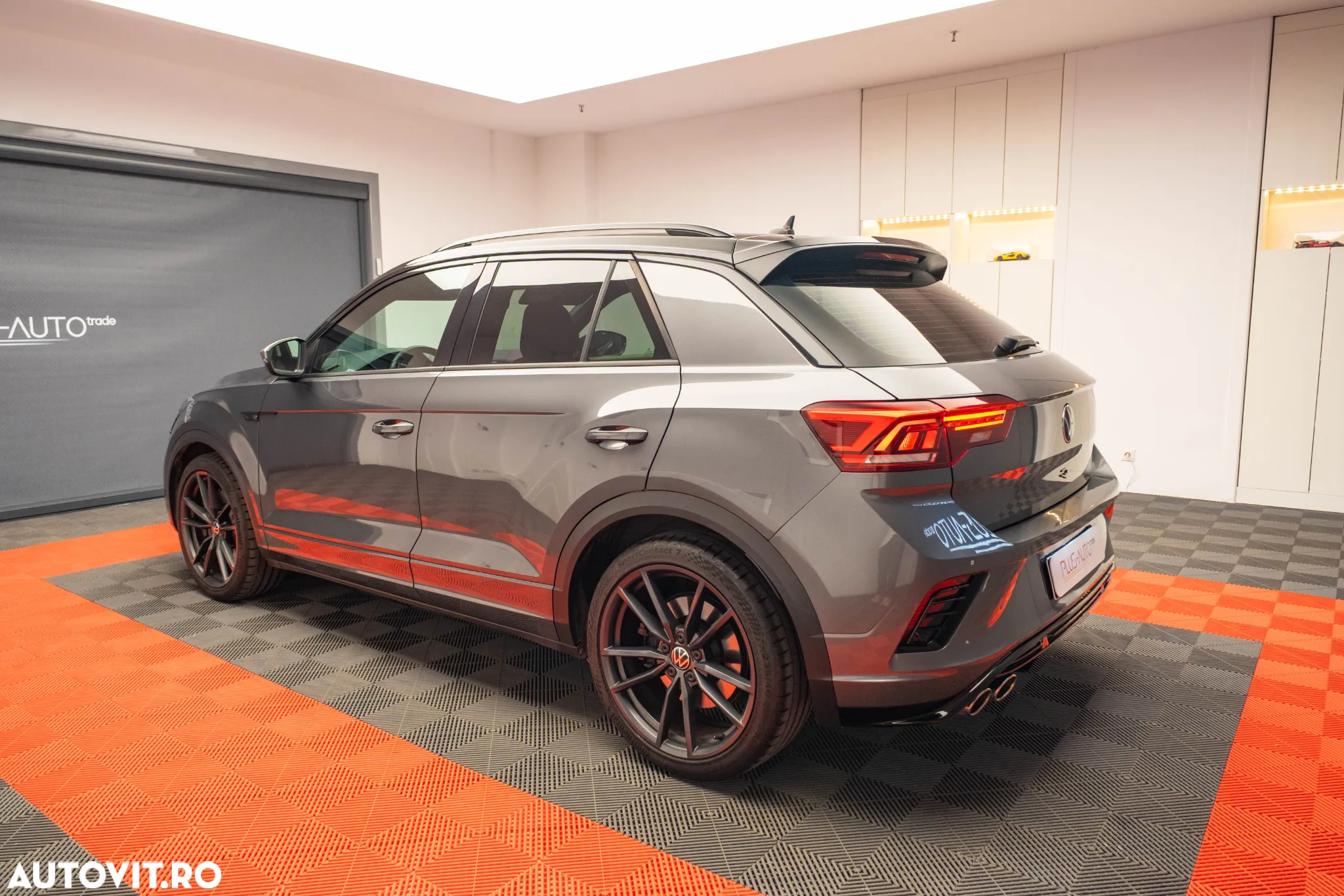 Volkswagen T-ROC 2.0 TSI 4Mot DSG - 10