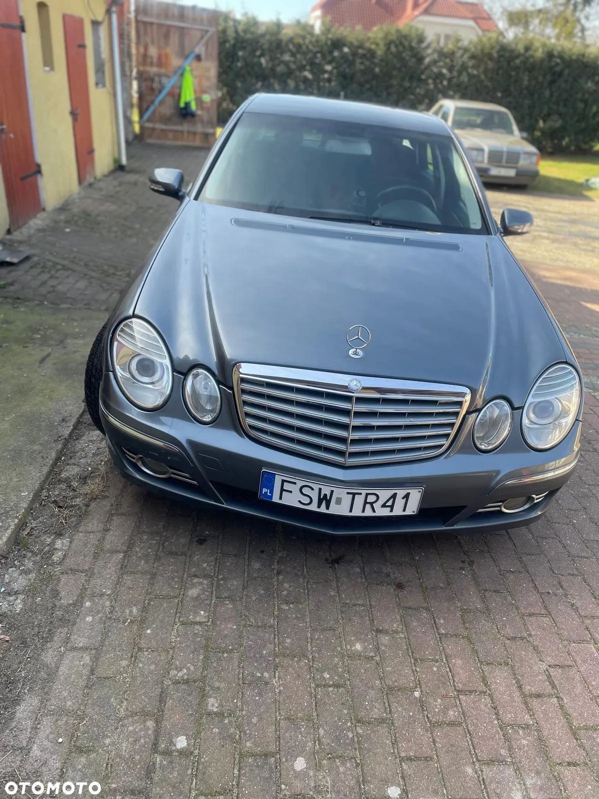 Mercedes-Benz Klasa E - 1
