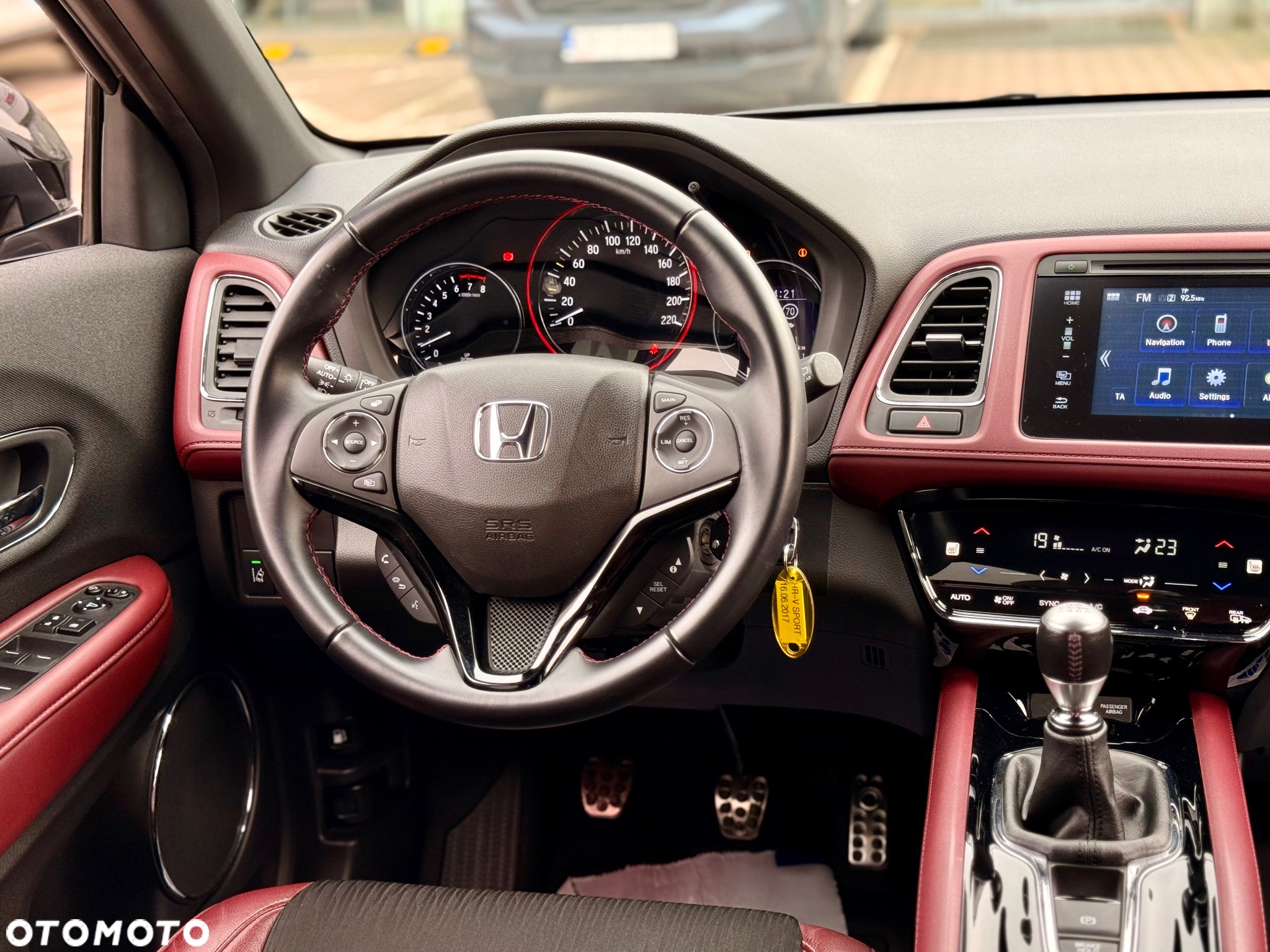 Honda HR-V 1.5 Sport - 12