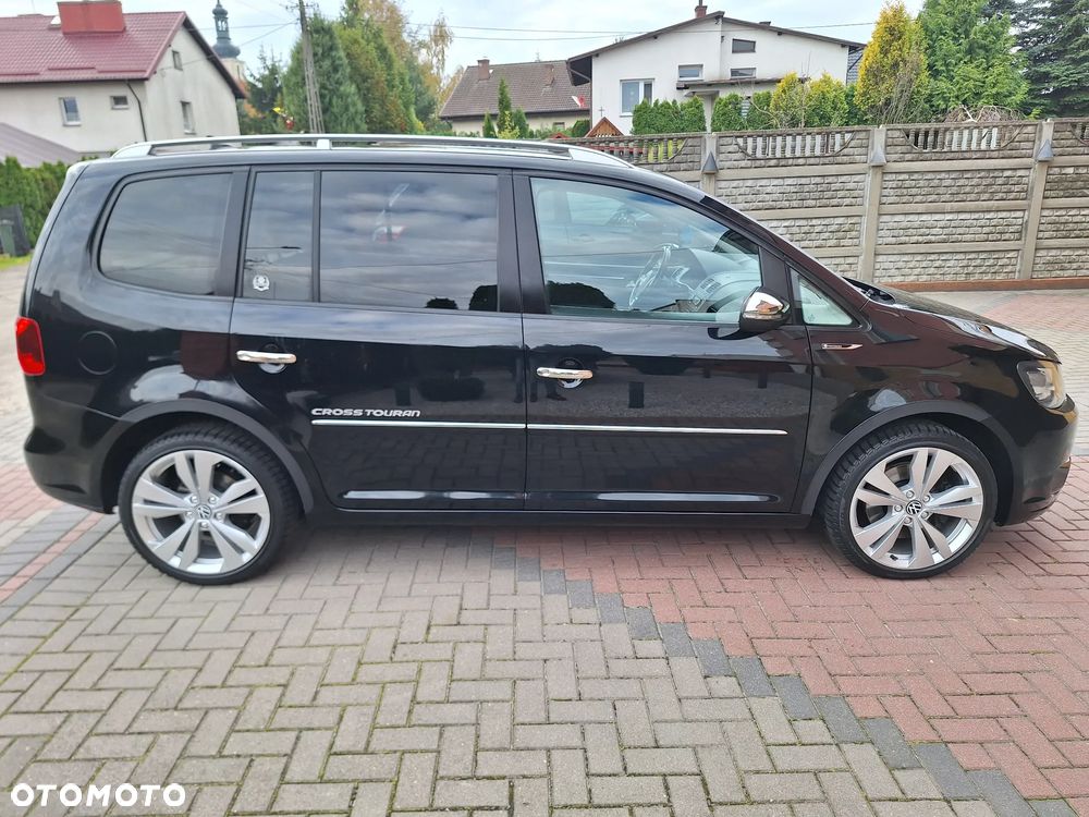 Volkswagen Touran 2.0 TDI DPF DSG Highline - 10