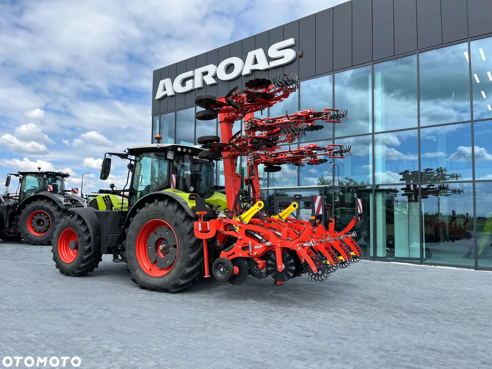Kuhn STRIGER 600R - 9