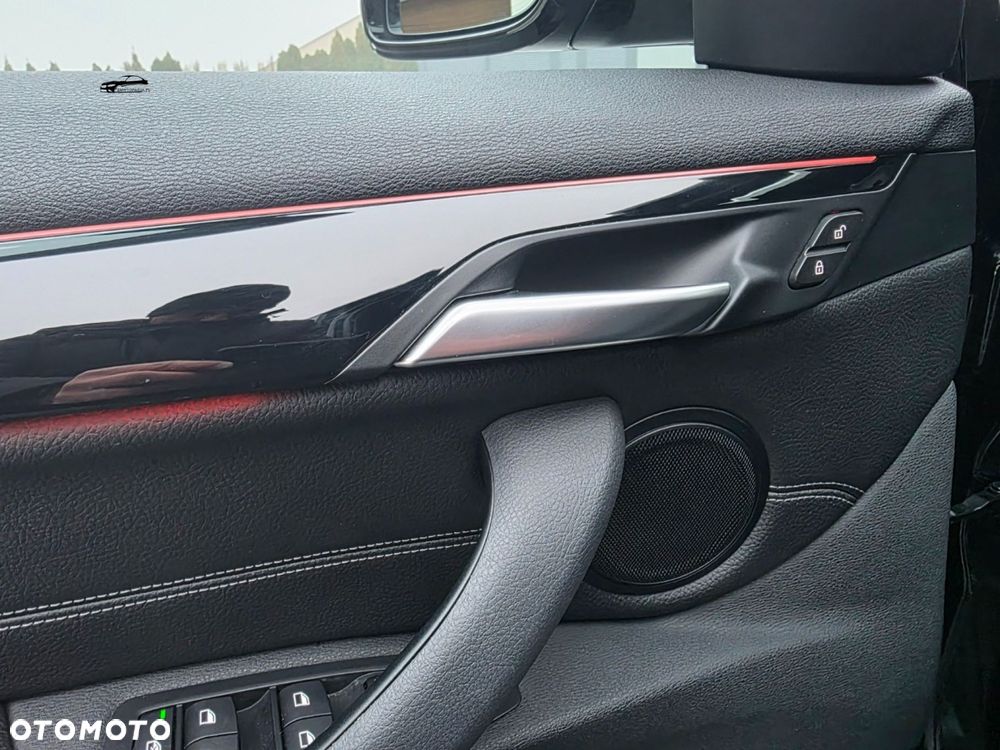 BMW X1 sDrive20i GPF xLine - 33