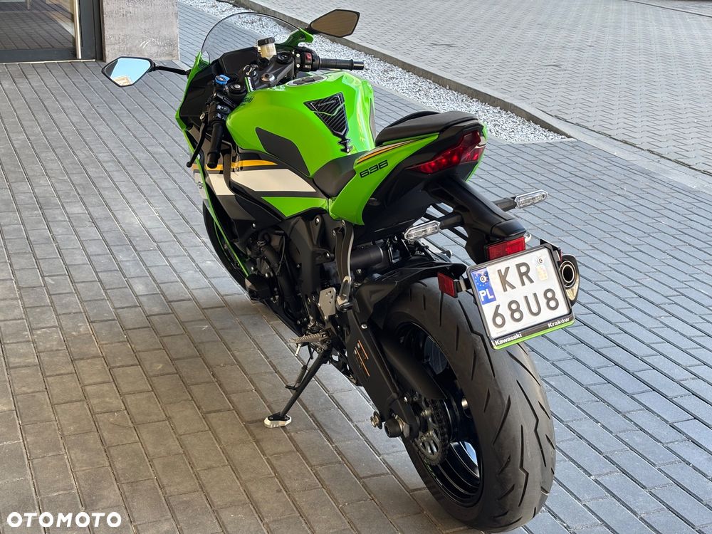 Kawasaki ZXR - 8