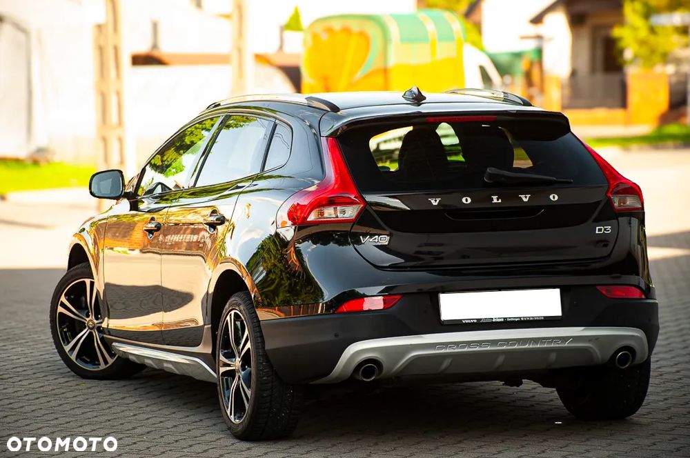 Volvo V40 Cross Country D3 Summum - 16