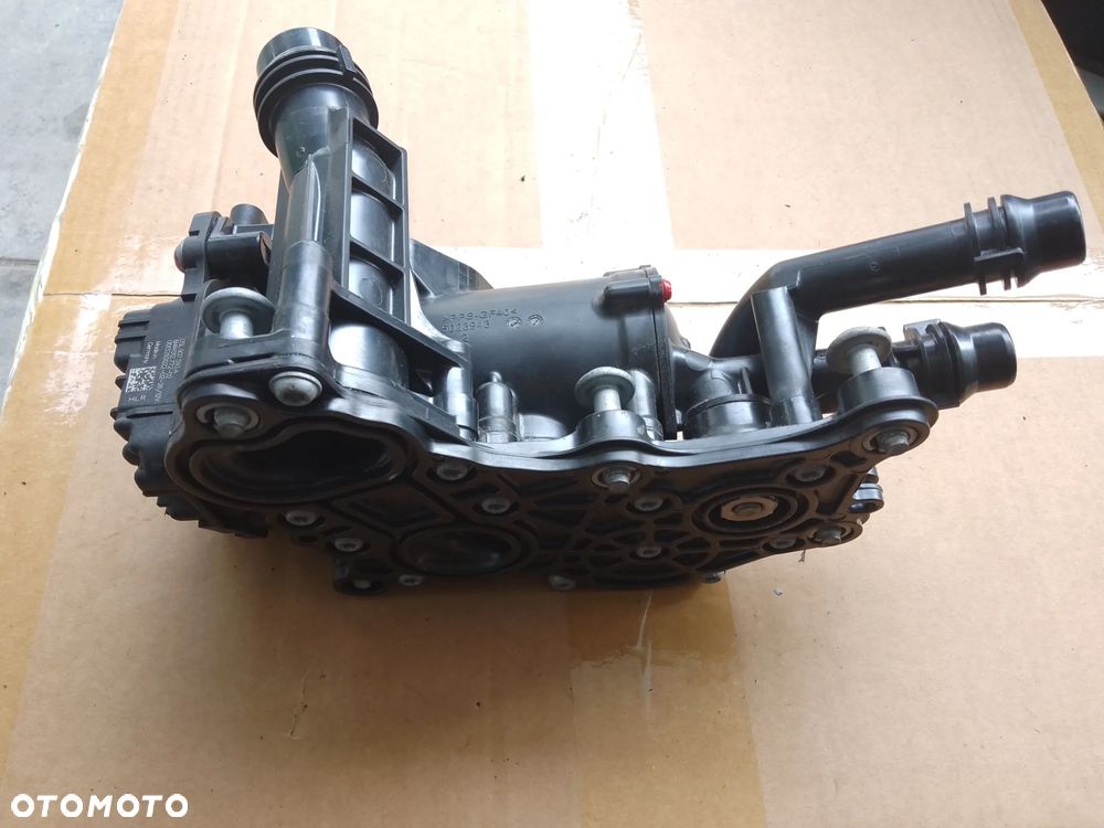 TERMOSTAT REGULATOR PŁYNU CHŁODZĄCEGO AUDI A4 A5 A6 A7 Q5 2.0TDI 05L121111J - 3
