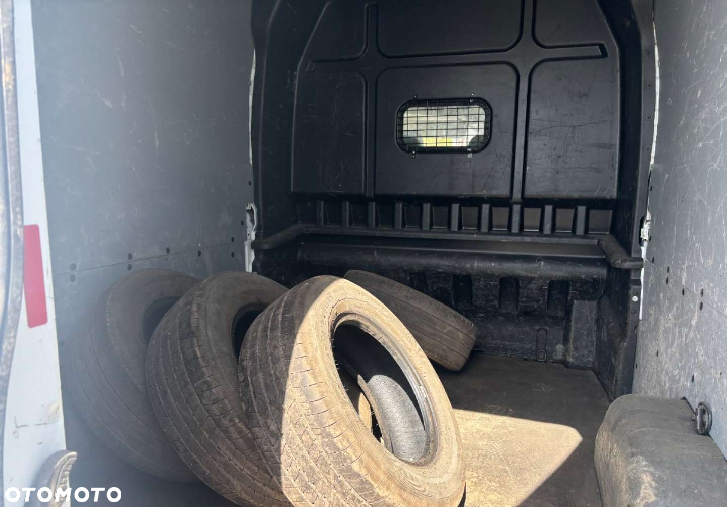 Ford Transit - 10