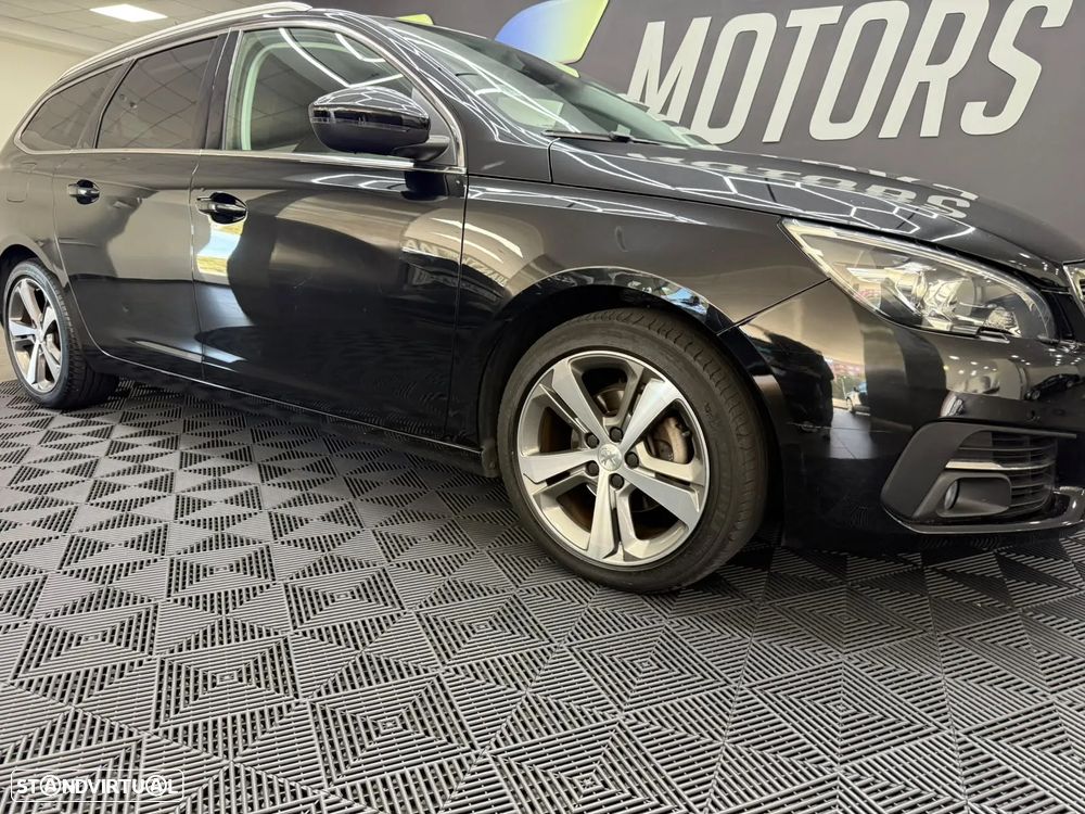 Peugeot 308 SW - 3