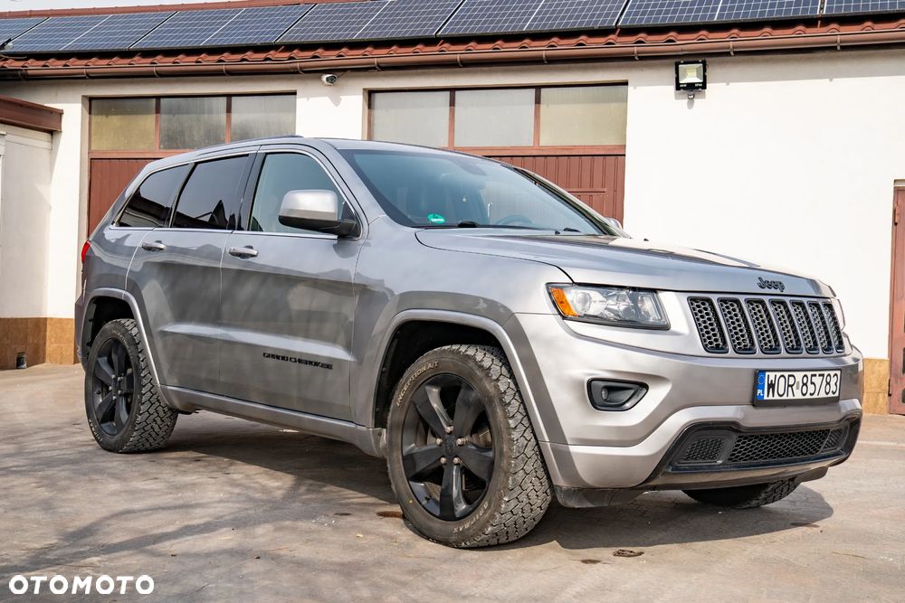Jeep Grand Cherokee - 9