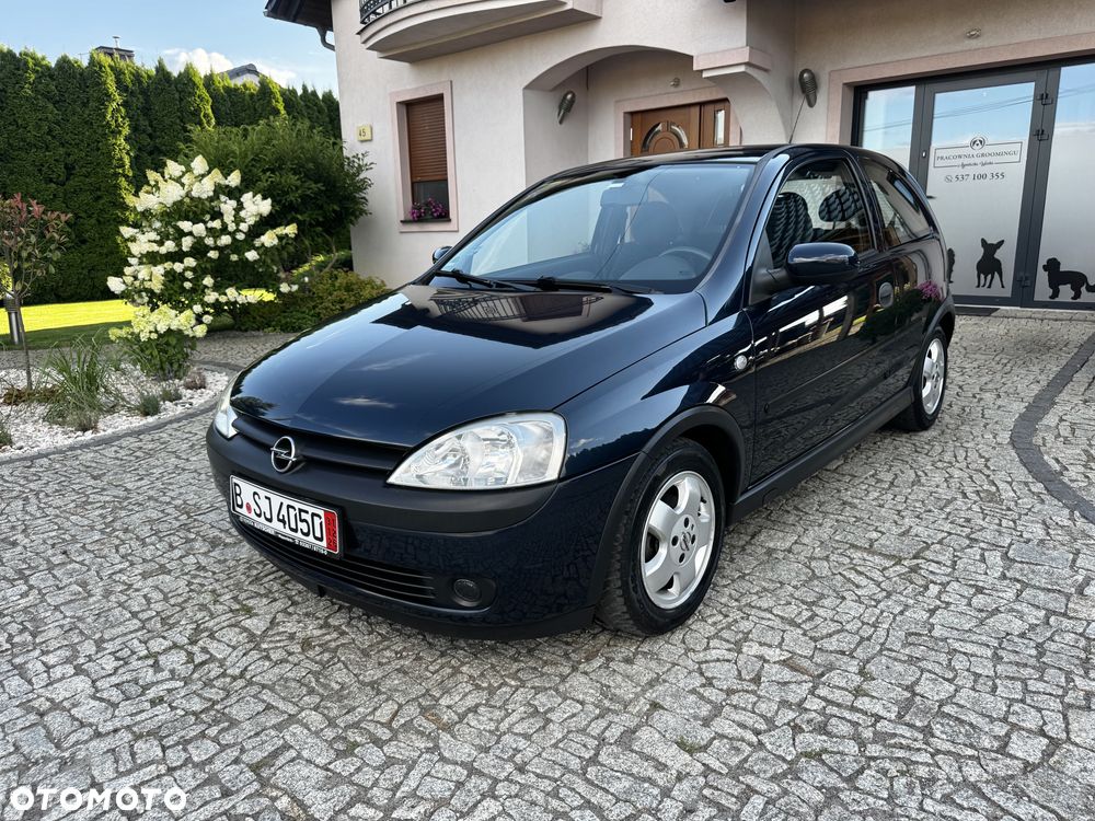 Opel Corsa 1.2 16V Comfort - 1