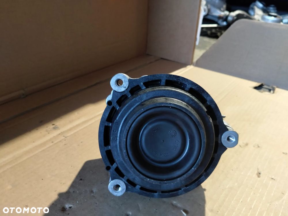 Poduszka silnika prawa BMW G20/G21  330i,320i - 3