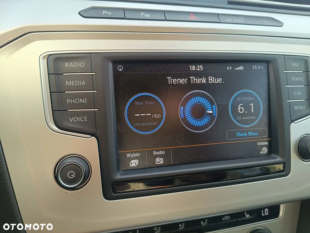 Volkswagen Passat 2.0 TDI BMT Highline DSG - 9