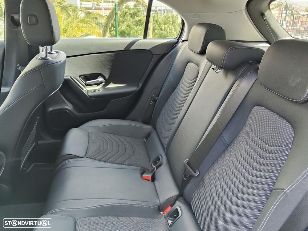 Mercedes-Benz A 200 - 12