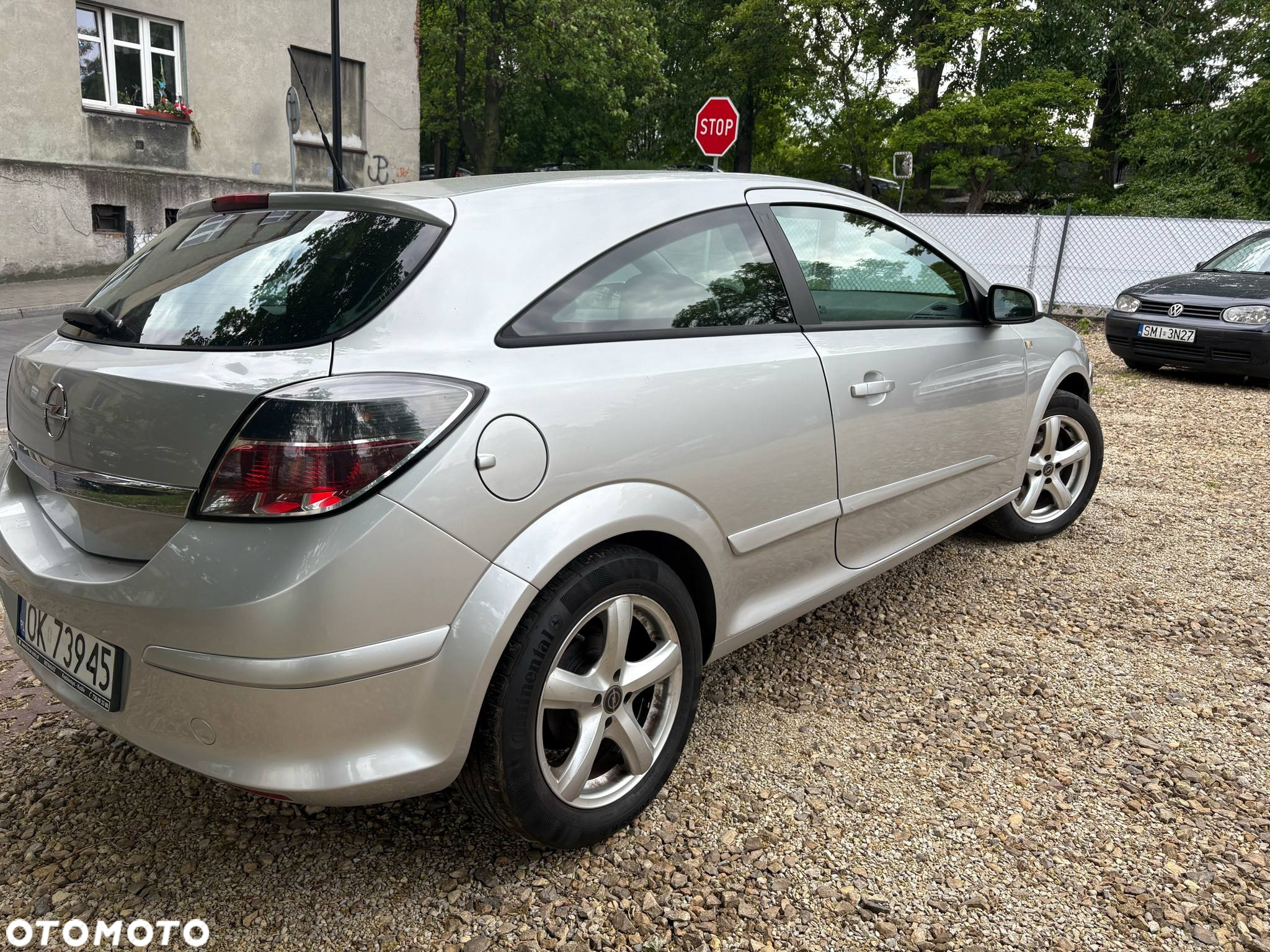Opel Astra GTC 1.6 - 4