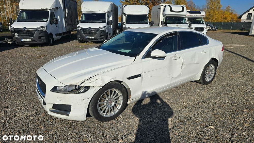 Jaguar Xf 2017 photo 4
