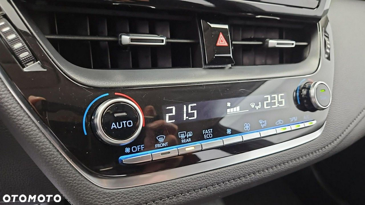 Toyota Corolla 1.5 Comfort - 19