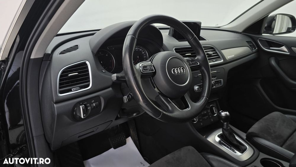 Audi Q3 2.0 TDI Quattro Stronic Design - 13