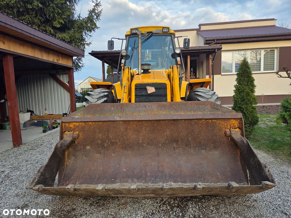 JCB 4CX - 10
