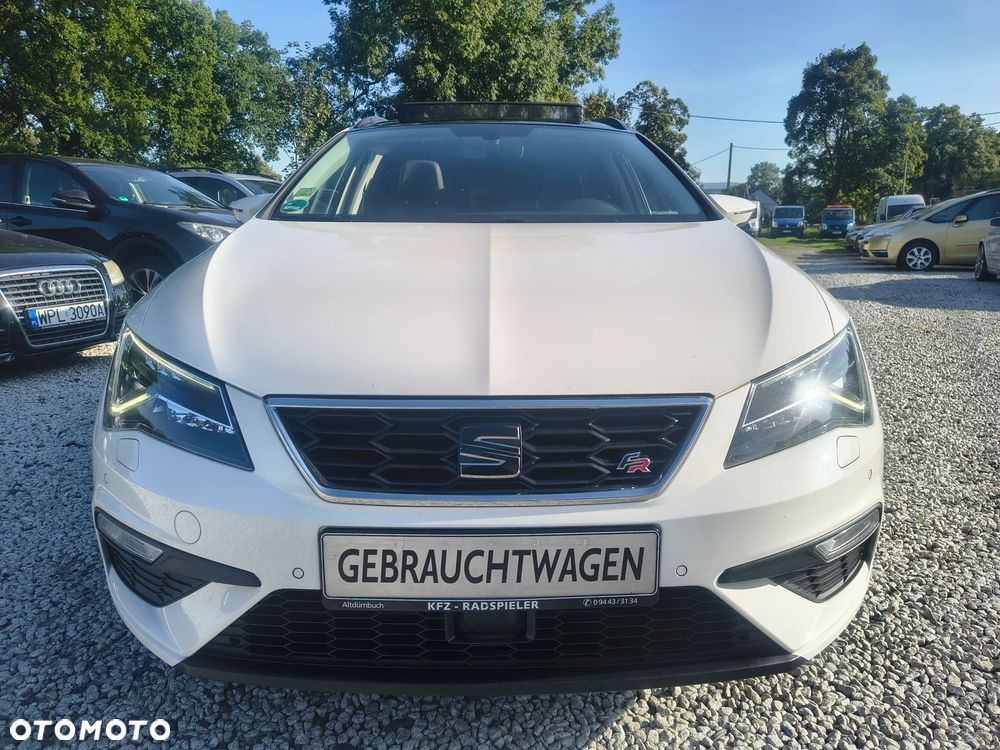 Seat Leon 1.5 eTSI OPF DSG FR Black Edition - 3