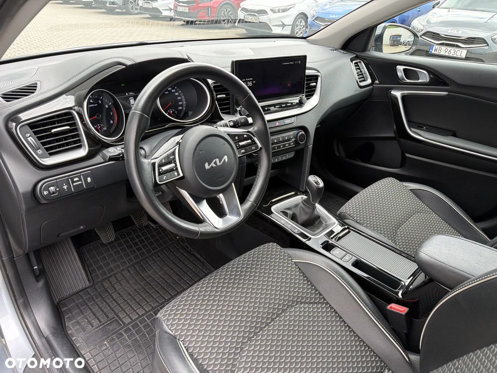 Kia Ceed 1.5 T-GDI Tribute - 10